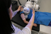 Dank neuem Röntgenreizbestrahlungsgerät können mehr Patienten mit Gelenkverschleiß behandelt werden