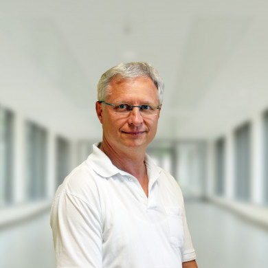 Chefarzt Dr. med. Bernhard Karich wurde zum Honorarprofessor für Versorgungsforschung bestellt.